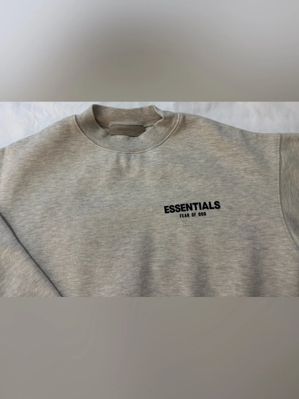 Essentials Sweatshirt Oatmeal / Cream Cotton Pullover Fleece Size 10